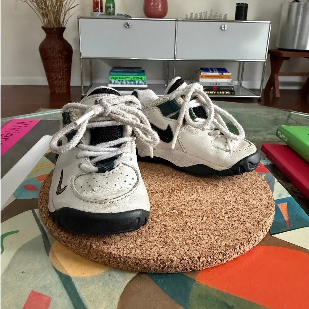 Nike 1996 Baby Screech Vintage Sneakers